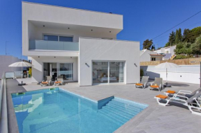 Villa Dona Leonor by Villa Plus